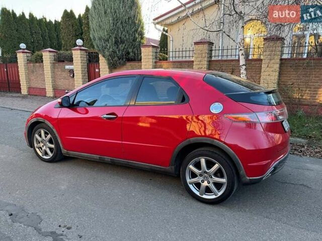 Красный Хонда Цивик, объемом двигателя 1.8 л и пробегом 272 тыс. км за 5700 $, фото 19 на Automoto.ua