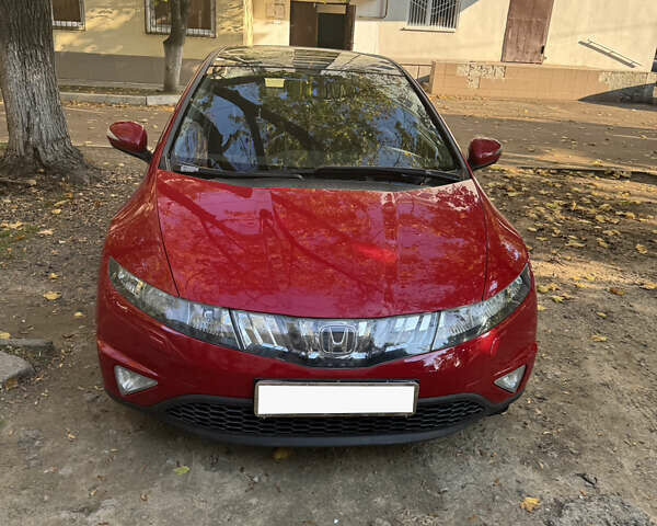 Красный Хонда Цивик, объемом двигателя 1.8 л и пробегом 280 тыс. км за 7300 $, фото 2 на Automoto.ua