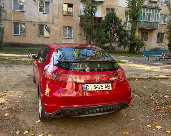 Красный Хонда Цивик, объемом двигателя 1.8 л и пробегом 280 тыс. км за 7300 $, фото 1 на Automoto.ua