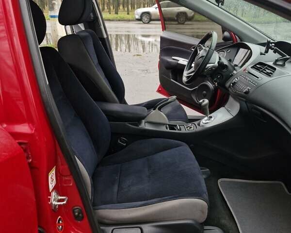 Червоний Хонда Сівік, об'ємом двигуна 1.8 л та пробігом 196 тис. км за 4850 $, фото 15 на Automoto.ua