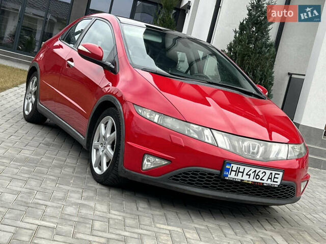 Червоний Хонда Сівік, об'ємом двигуна 1.8 л та пробігом 190 тис. км за 6800 $, фото 4 на Automoto.ua