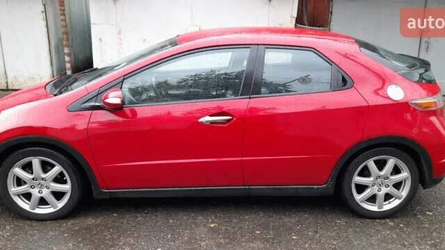 Красный Хонда Цивик, объемом двигателя 1.8 л и пробегом 207 тыс. км за 6500 $, фото 9 на Automoto.ua