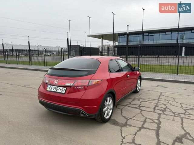 Червоний Хонда Сівік, об'ємом двигуна 1.8 л та пробігом 128 тис. км за 8800 $, фото 4 на Automoto.ua
