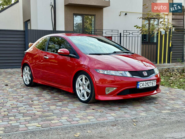 Красный Хонда Цивик, объемом двигателя 2 л и пробегом 110 тыс. км за 9500 $, фото 3 на Automoto.ua