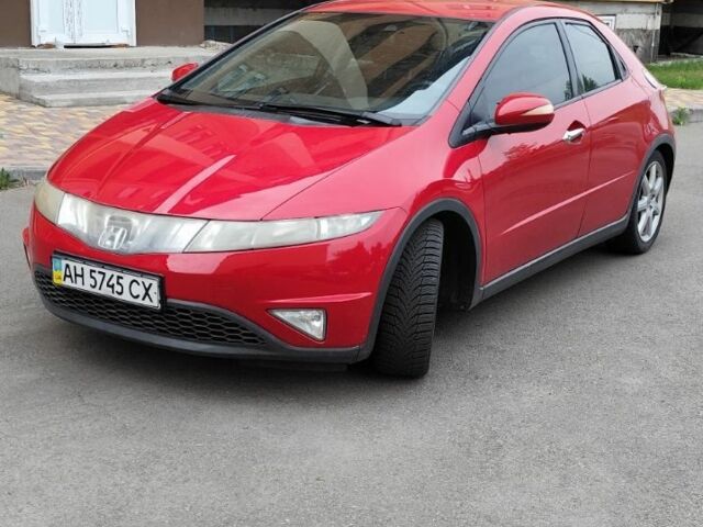 Красный Хонда Цивик, объемом двигателя 1.8 л и пробегом 220 тыс. км за 6500 $, фото 1 на Automoto.ua