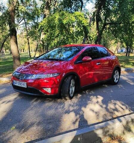Красный Хонда Цивик, объемом двигателя 1.8 л и пробегом 168 тыс. км за 6600 $, фото 2 на Automoto.ua