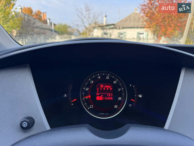 Красный Хонда Цивик, объемом двигателя 2 л и пробегом 110 тыс. км за 9500 $, фото 21 на Automoto.ua