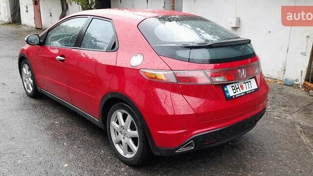 Красный Хонда Цивик, объемом двигателя 1.8 л и пробегом 207 тыс. км за 6500 $, фото 10 на Automoto.ua