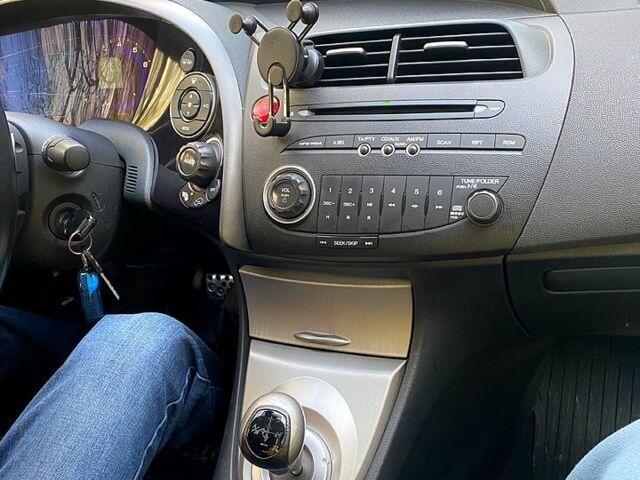 Красный Хонда Цивик, объемом двигателя 1.8 л и пробегом 131 тыс. км за 7900 $, фото 7 на Automoto.ua