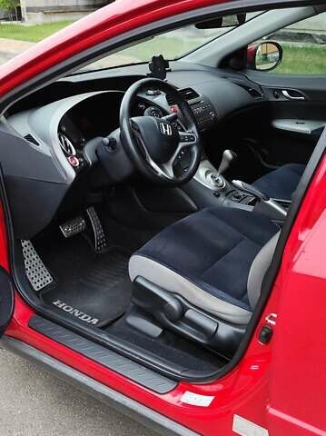 Червоний Хонда Сівік, об'ємом двигуна 1.8 л та пробігом 220 тис. км за 6300 $, фото 1 на Automoto.ua