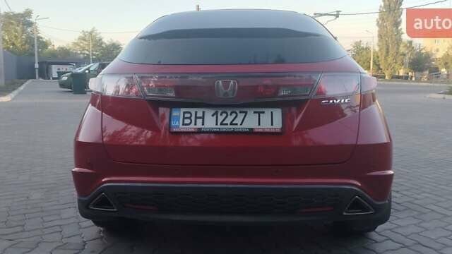 Красный Хонда Цивик, объемом двигателя 1.8 л и пробегом 143 тыс. км за 5999 $, фото 12 на Automoto.ua