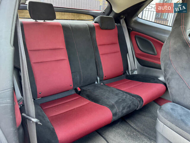 Красный Хонда Цивик, объемом двигателя 2 л и пробегом 110 тыс. км за 9500 $, фото 10 на Automoto.ua