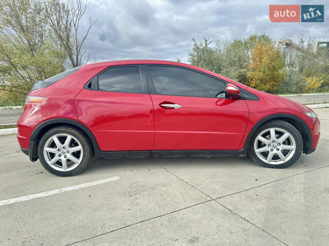 Червоний Хонда Сівік, об'ємом двигуна 1.8 л та пробігом 146 тис. км за 6500 $, фото 3 на Automoto.ua