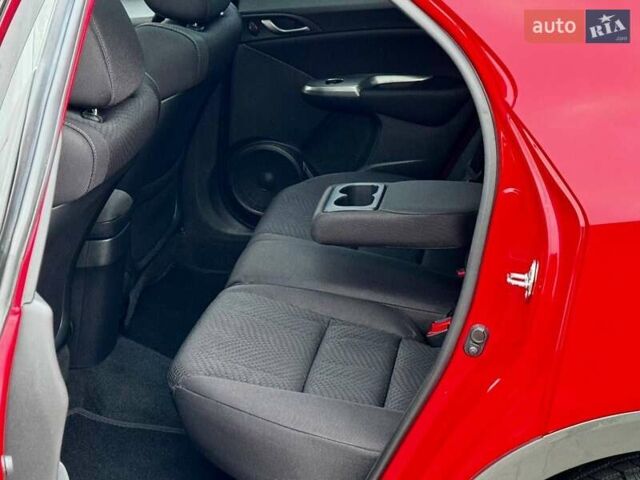 Червоний Хонда Сівік, об'ємом двигуна 1.8 л та пробігом 120 тис. км за 9999 $, фото 11 на Automoto.ua