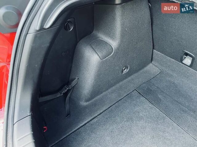 Красный Хонда Цивик, объемом двигателя 1.8 л и пробегом 100 тыс. км за 12500 $, фото 67 на Automoto.ua