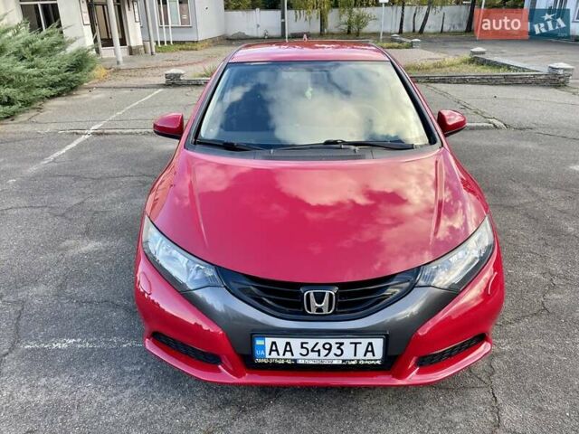 Красный Хонда Цивик, объемом двигателя 1.8 л и пробегом 100 тыс. км за 12500 $, фото 17 на Automoto.ua