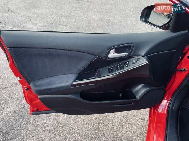 Красный Хонда Цивик, объемом двигателя 1.8 л и пробегом 100 тыс. км за 12500 $, фото 64 на Automoto.ua