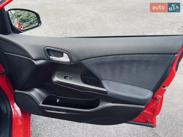 Красный Хонда Цивик, объемом двигателя 1.8 л и пробегом 100 тыс. км за 12500 $, фото 46 на Automoto.ua