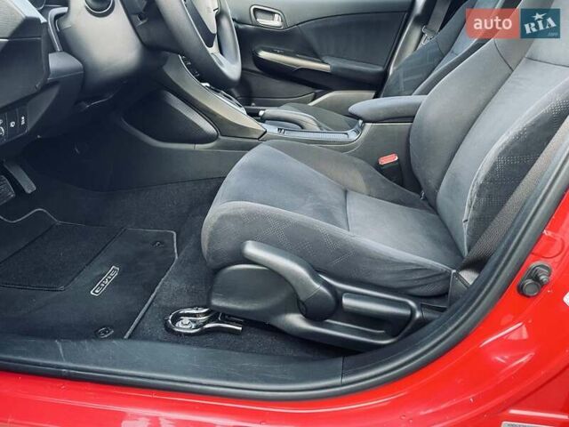 Красный Хонда Цивик, объемом двигателя 1.8 л и пробегом 100 тыс. км за 12500 $, фото 61 на Automoto.ua