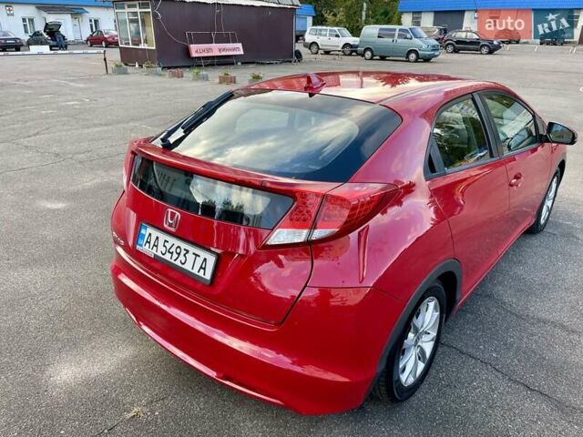 Красный Хонда Цивик, объемом двигателя 1.8 л и пробегом 100 тыс. км за 12500 $, фото 23 на Automoto.ua