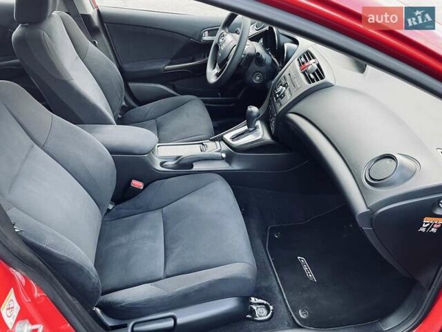 Красный Хонда Цивик, объемом двигателя 1.8 л и пробегом 100 тыс. км за 12500 $, фото 44 на Automoto.ua