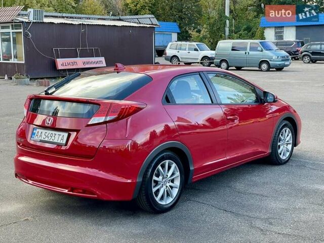Красный Хонда Цивик, объемом двигателя 1.8 л и пробегом 100 тыс. км за 12500 $, фото 9 на Automoto.ua