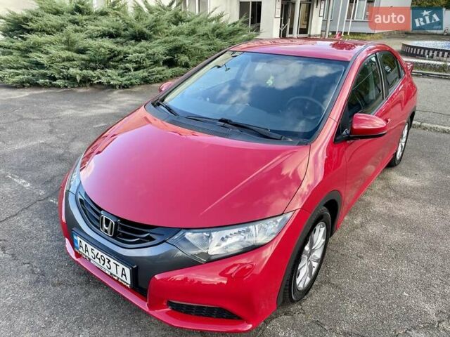 Красный Хонда Цивик, объемом двигателя 1.8 л и пробегом 100 тыс. км за 12500 $, фото 16 на Automoto.ua