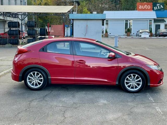 Красный Хонда Цивик, объемом двигателя 1.8 л и пробегом 100 тыс. км за 12500 $, фото 8 на Automoto.ua