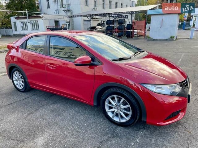 Красный Хонда Цивик, объемом двигателя 1.8 л и пробегом 100 тыс. км за 12500 $, фото 21 на Automoto.ua