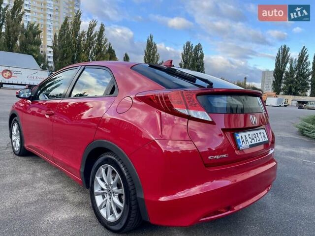 Красный Хонда Цивик, объемом двигателя 1.8 л и пробегом 100 тыс. км за 12500 $, фото 27 на Automoto.ua