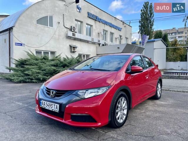 Красный Хонда Цивик, объемом двигателя 1.8 л и пробегом 100 тыс. км за 12500 $, фото 15 на Automoto.ua