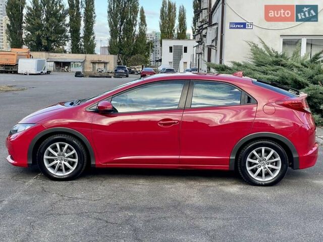 Красный Хонда Цивик, объемом двигателя 1.8 л и пробегом 100 тыс. км за 12500 $, фото 12 на Automoto.ua