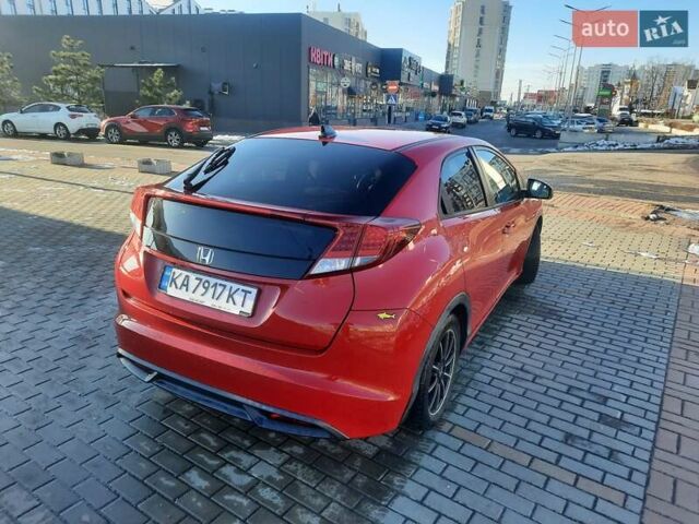 Красный Хонда Цивик, объемом двигателя 1.8 л и пробегом 180 тыс. км за 12500 $, фото 4 на Automoto.ua