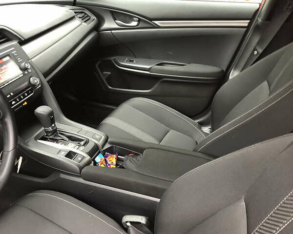 Красный Хонда Цивик, объемом двигателя 1.5 л и пробегом 78 тыс. км за 14700 $, фото 3 на Automoto.ua