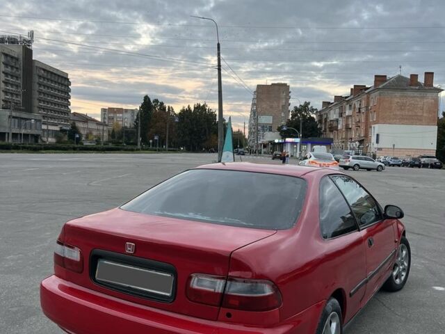 Красный Хонда Цивик, объемом двигателя 1.5 л и пробегом 350 тыс. км за 3500 $, фото 5 на Automoto.ua