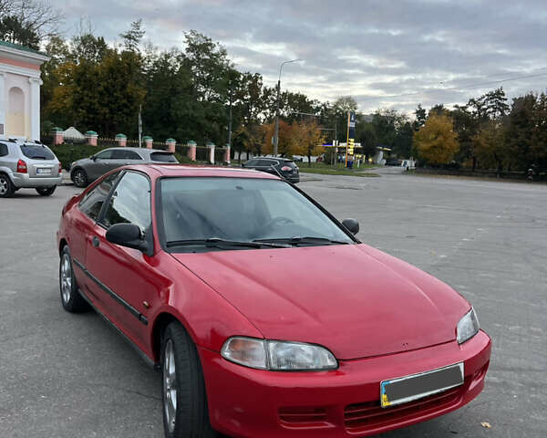 Красный Хонда Цивик, объемом двигателя 1.5 л и пробегом 350 тыс. км за 3500 $, фото 5 на Automoto.ua