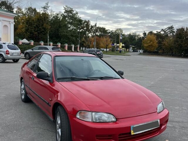 Красный Хонда Цивик, объемом двигателя 1.5 л и пробегом 350 тыс. км за 3500 $, фото 2 на Automoto.ua