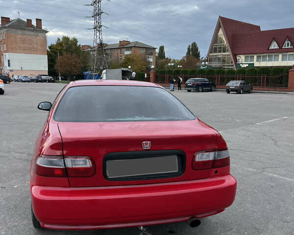 Красный Хонда Цивик, объемом двигателя 1.5 л и пробегом 350 тыс. км за 3500 $, фото 2 на Automoto.ua