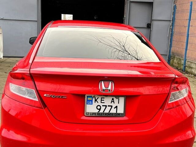 Красный Хонда Цивик, объемом двигателя 1.8 л и пробегом 156 тыс. км за 12100 $, фото 3 на Automoto.ua