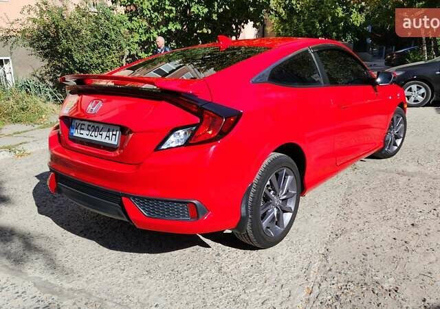 Хонда Цивик 2020 в Днепре (Днепропетровске) на Automoto.ua Красный Хонда Цивик, объемом двигателя 1.3 л и пробегом 130 тыс. км за 16500 $, фото 1 на Automoto.ua