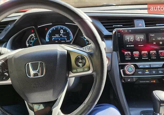 Хонда Цивик 2020 в Днепре (Днепропетровске) на Automoto.ua Красный Хонда Цивик, объемом двигателя 1.3 л и пробегом 130 тыс. км за 16500 $, фото 13 на Automoto.ua