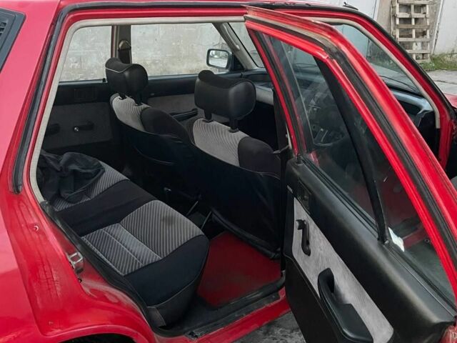 Красный Хонда Цивик, объемом двигателя 1.5 л и пробегом 220 тыс. км за 1500 $, фото 7 на Automoto.ua