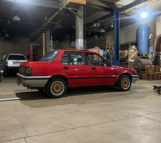 Красный Хонда Цивик, объемом двигателя 1.5 л и пробегом 220 тыс. км за 1500 $, фото 1 на Automoto.ua