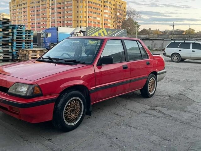 Красный Хонда Цивик, объемом двигателя 1.5 л и пробегом 220 тыс. км за 1500 $, фото 2 на Automoto.ua