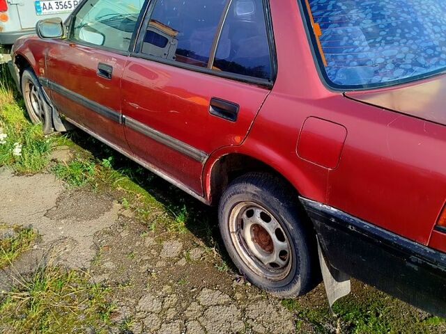 Красный Хонда Цивик, объемом двигателя 1.4 л и пробегом 0 тыс. км за 400 $, фото 2 на Automoto.ua