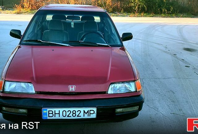 Красный Хонда Цивик, объемом двигателя 15 л и пробегом 350 тыс. км за 1050 $, фото 6 на Automoto.ua