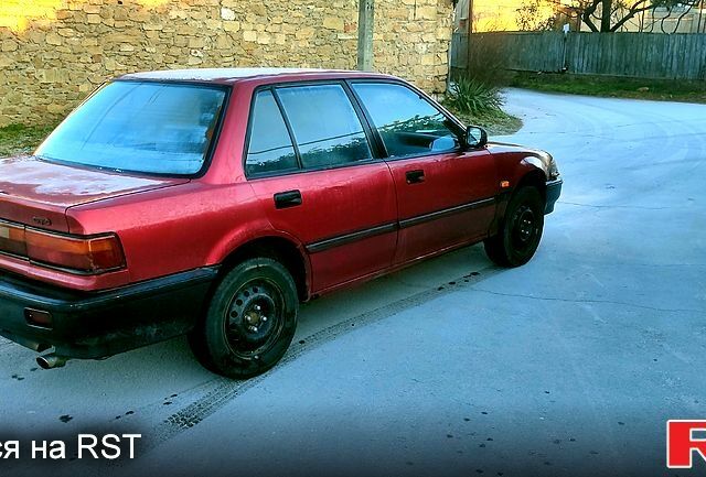 Красный Хонда Цивик, объемом двигателя 15 л и пробегом 350 тыс. км за 1050 $, фото 4 на Automoto.ua