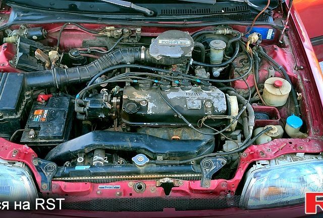 Красный Хонда Цивик, объемом двигателя 15 л и пробегом 350 тыс. км за 1050 $, фото 2 на Automoto.ua