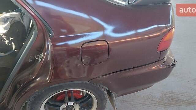 Червоний Хонда Сівік, об'ємом двигуна 1.5 л та пробігом 401 тис. км за 1650 $, фото 4 на Automoto.ua