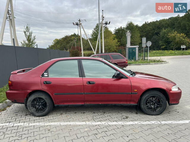 Красный Хонда Цивик, объемом двигателя 1.5 л и пробегом 401 тыс. км за 2500 $, фото 4 на Automoto.ua